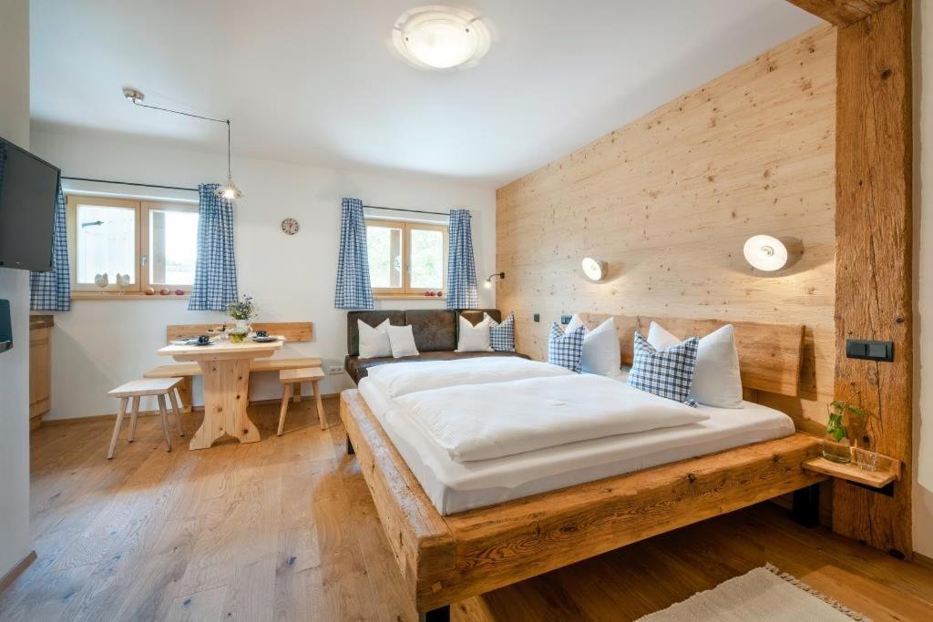 Koellhof Appartement Höslwang Buitenkant foto