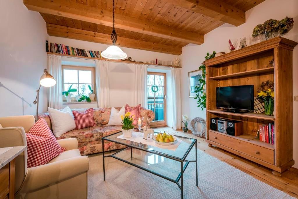 Koellhof Appartement Höslwang Buitenkant foto